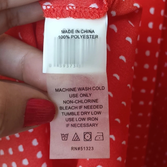 Vince Camuto Red and White Blouse - Picture 6 of 9